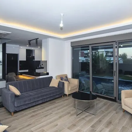 Luxe Antalya * Μπέλεκ